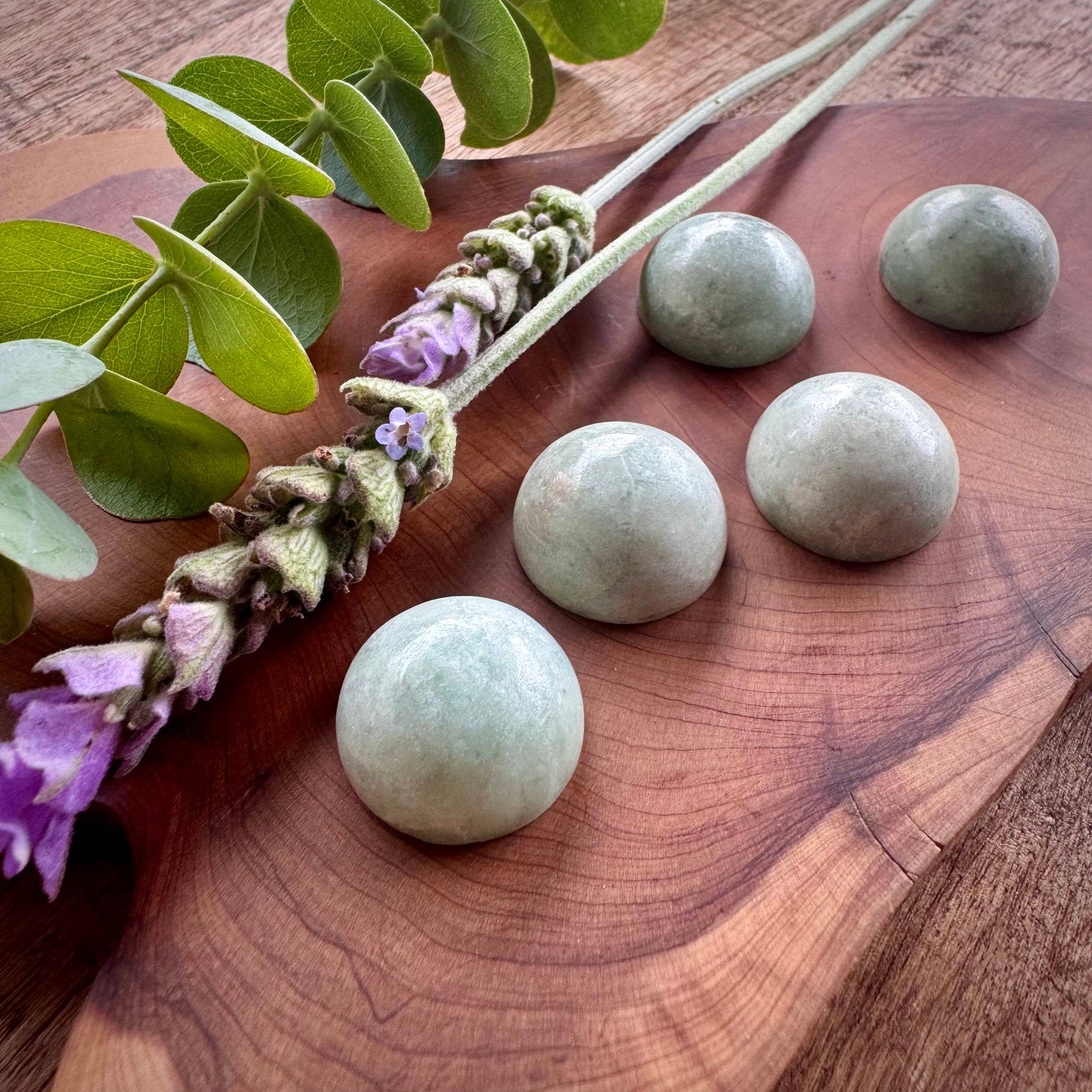 Omi Ombliguera De Abundancia Y Protección De Jade